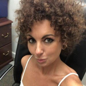 Meet Your Posher 💗 Angelica